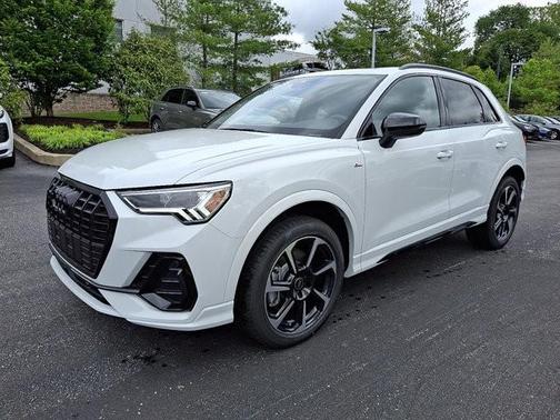 2025 Audi Q3 45 S line Premium
