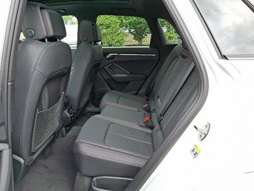 2025 Audi Q3 45 S line Premium