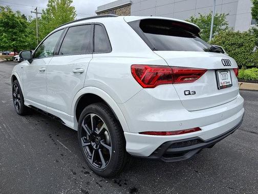 2025 Audi Q3 45 S line Premium