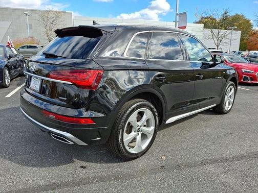 2025 Audi Q5 45 S line quattro Premium