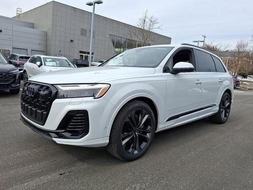 2026 Audi Q7 55 Premium