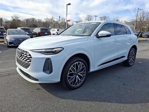 2025 Audi Q5 2.0T quattro Premium