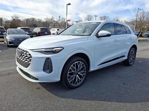 2025 Audi Q5 2.0T quattro Premium