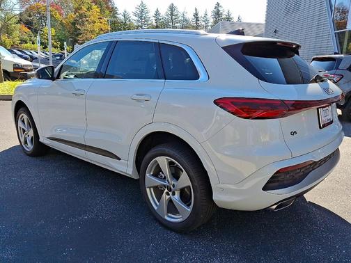 2025 Audi Q5 2.0T quattro Premium