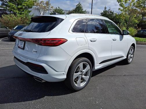 2025 Audi Q5 2.0T quattro Premium