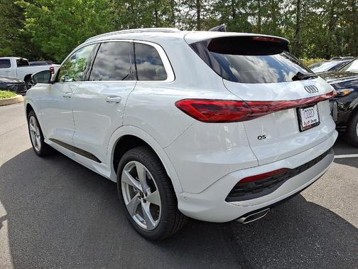 2025 Audi Q5 2.0T quattro Premium