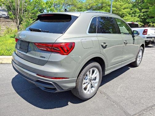 2025 Audi Q3 45 S line Premium
