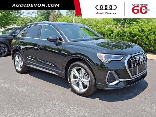 2024 Audi Q3 45 S line Premium