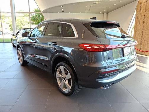 2025 Audi Q5 2.0T quattro Premium