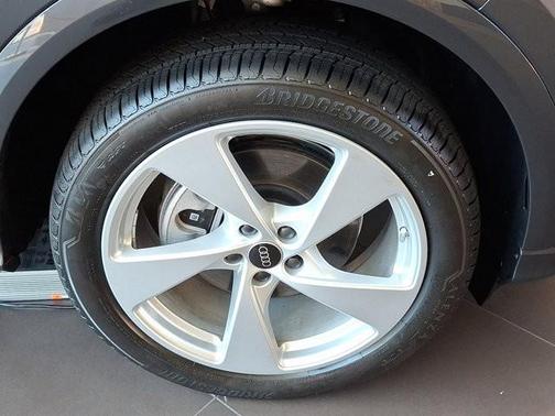 2025 Audi Q5 2.0T quattro Premium