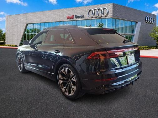 Blue Metallic 2026 Audi Q8 Premium Plus