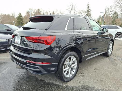 2025 Audi Q3 45 S line Premium