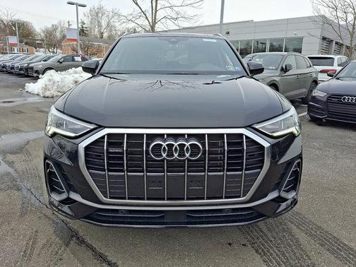 2025 Audi Q3 45 S line Premium