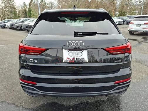 2025 Audi Q3 45 S line Premium