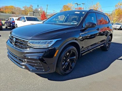 2023 Volkswagen Tiguan 2.0T SE R-Line Black