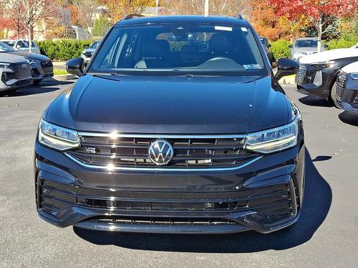 2023 Volkswagen Tiguan 2.0T SE R-Line Black