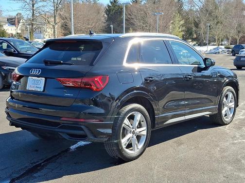 2023 Audi Q3 45 S line Premium Plus