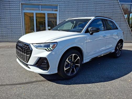 2025 Audi Q3 45 S line Premium