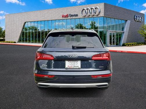 Moonlight Blue Metallic 2020 Audi Q5 40 Premium Plus