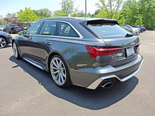 2021 Audi RS 6 Avant 4.0T quattro
