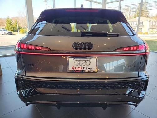 Daytona Gray Pearl 2026 Audi Q3 S line