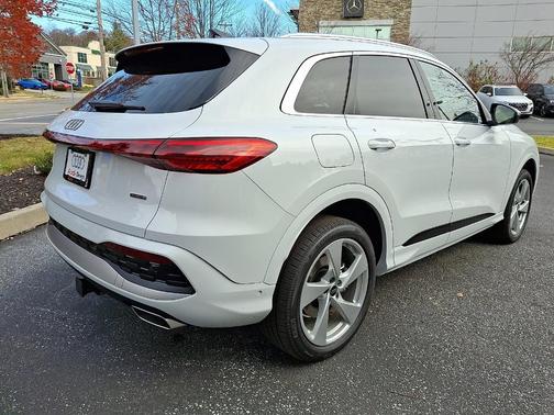 2025 Audi Q5 2.0T quattro Premium