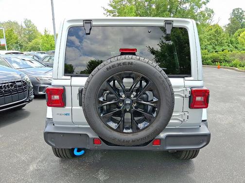 2024 Jeep Wrangler 4xe Sahara