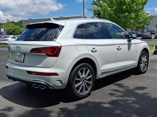 Glacier White Metallic 2021 Audi SQ5 3.0T Premium Plus