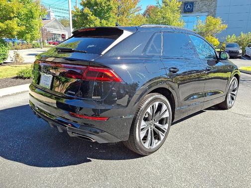 2025 Audi Q8 Prestige