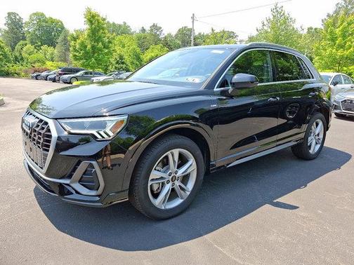 2024 Audi Q3 45 S line Premium