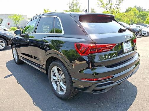 2024 Audi Q3 45 S line Premium
