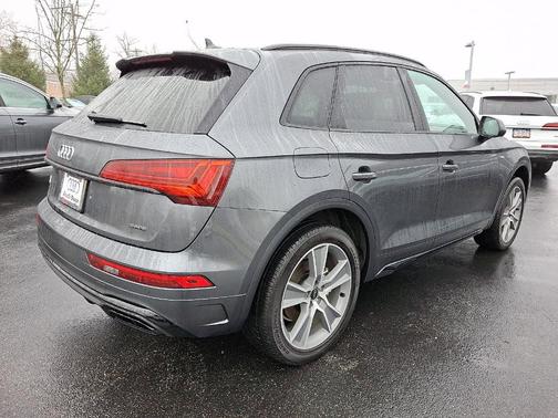 2025 Audi Q5 45 S line quattro Premium