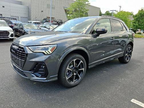 2025 Audi Q3 45 S line Premium