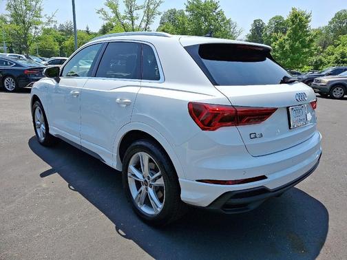2024 Audi Q3 45 S line Premium