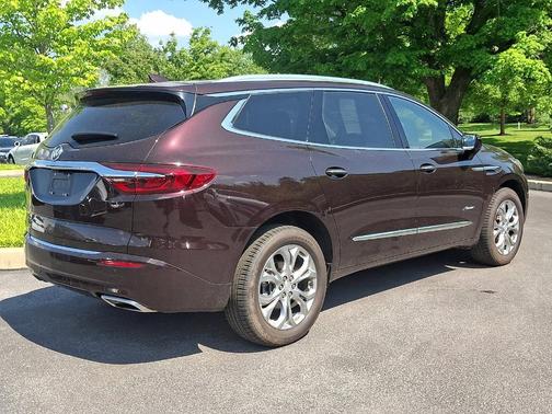 Rich Garnet Metallic 2020 Buick Enclave Avenir
