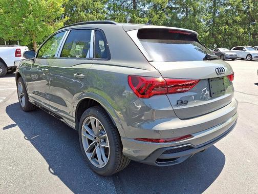 2025 Audi Q3 45 S line Premium