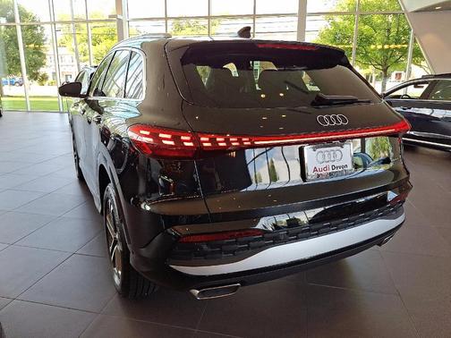2025 Audi Q5 2.0T quattro Premium