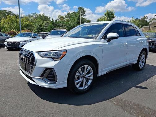 2021 Audi Q3 45 S line Premium