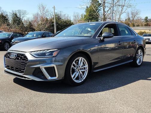 2023 Audi A4 45 S line Premium Plus