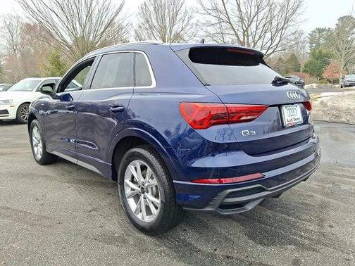 2025 Audi Q3 45 S line Premium