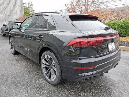 2026 Audi Q8 Prestige