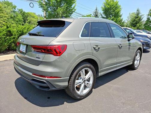 2024 Audi Q3 45 S line Premium