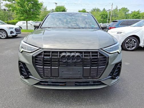 2024 Audi Q3 45 S line Premium