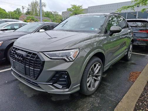 2024 Audi Q3 45 S line Premium