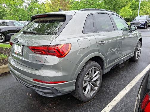 2024 Audi Q3 45 S line Premium