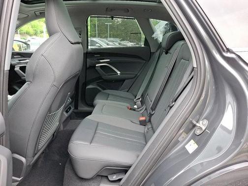 2025 Audi Q5 2.0T quattro Premium