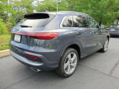 2025 Audi Q5 2.0T quattro Premium