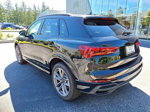 2025 Audi Q3 45 S line Premium