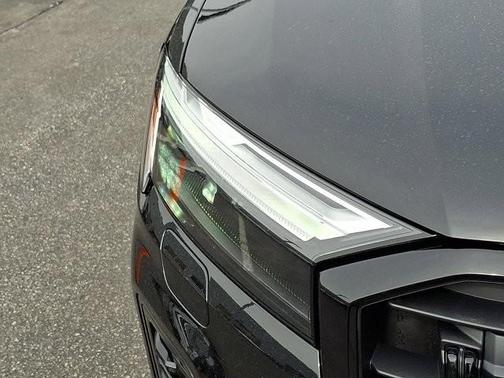 2026 Audi Q7 55 Premium