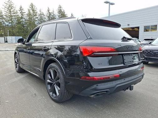 2026 Audi Q7 55 Premium